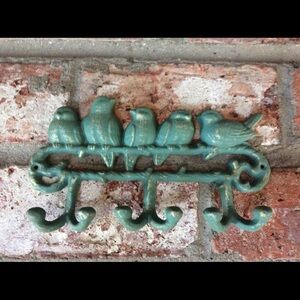 Shabby Chic: Cast Iron Bird Hooks